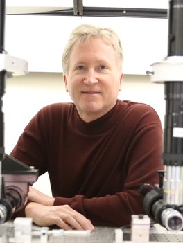 Kerry J. Vahala