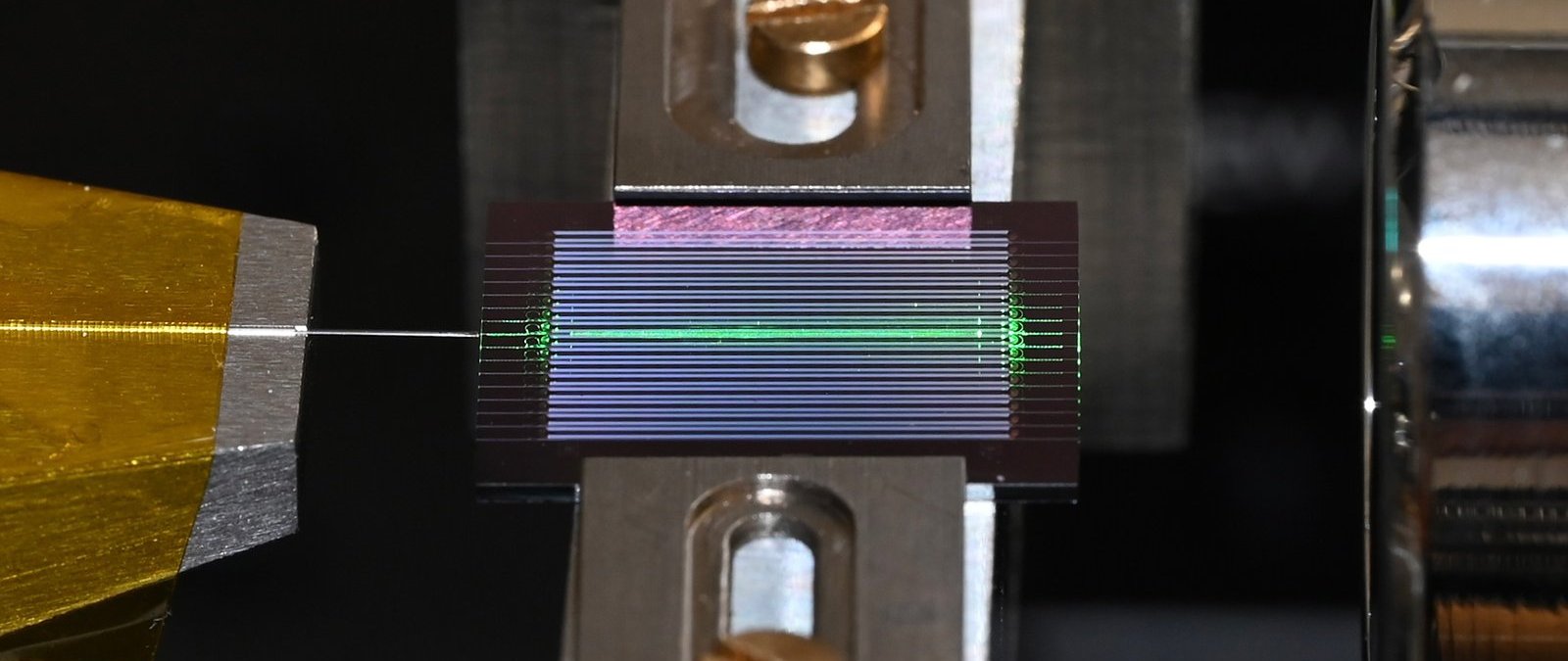 Uniting the Light Spectrum on a Chip
