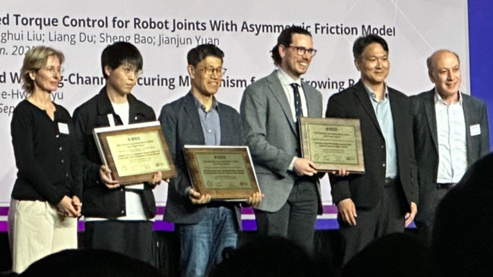 Best Paper Award