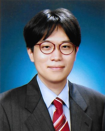 Hyun Jin Kim, physics graduate student