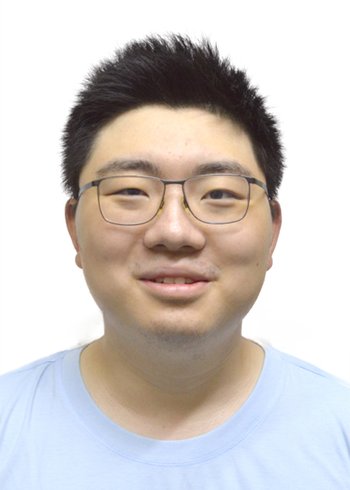 Weilong Zhou, physics graduate student