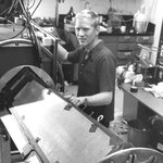 John Clauser in 1976 standing with his second quantum entanglement experiment at UC Berkeley